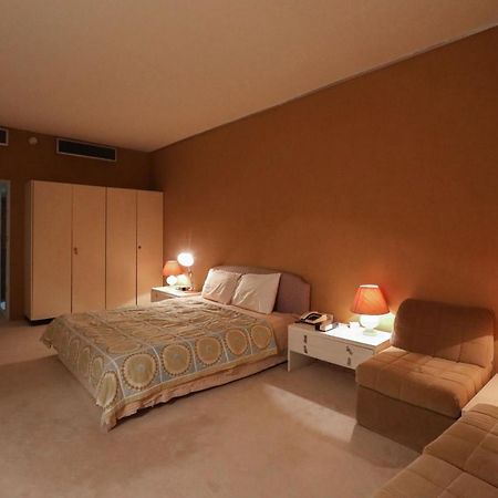 Mena Al Diyar 114 Hotel Riyadh Exterior photo